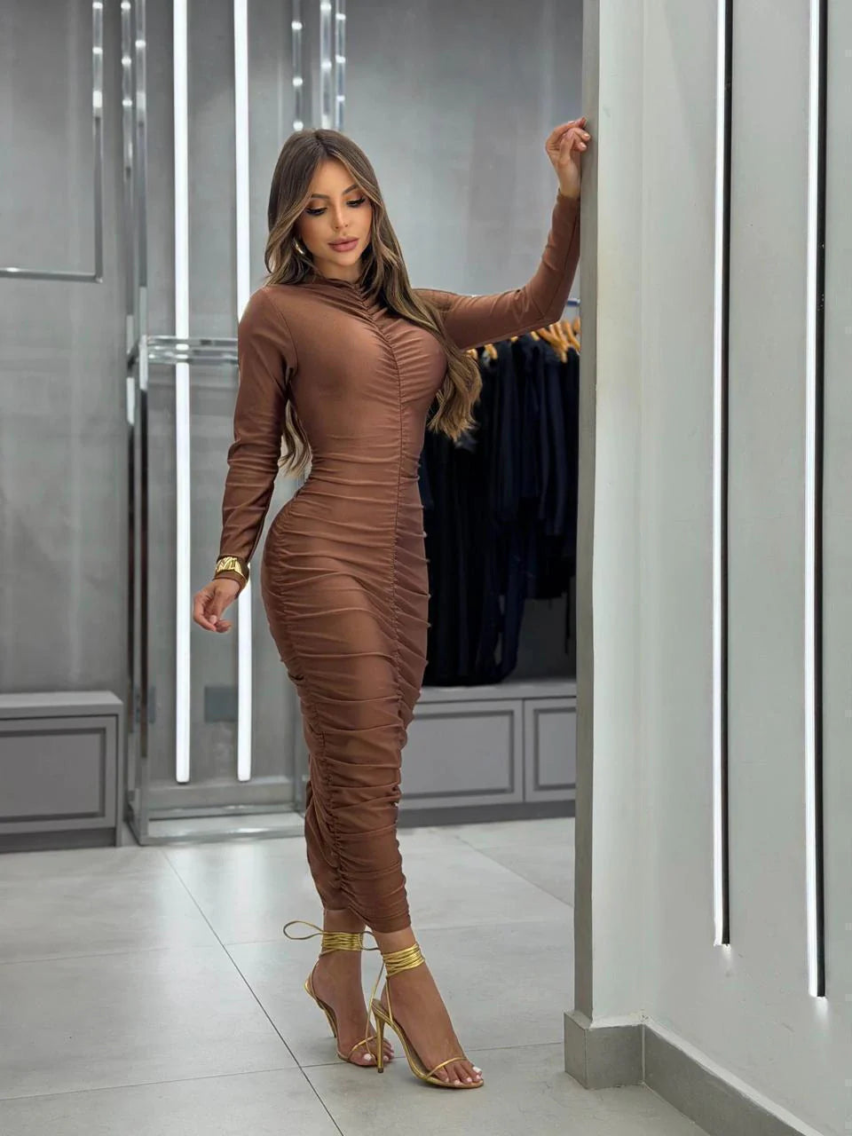 Vestido Midi Valerie - Marrom